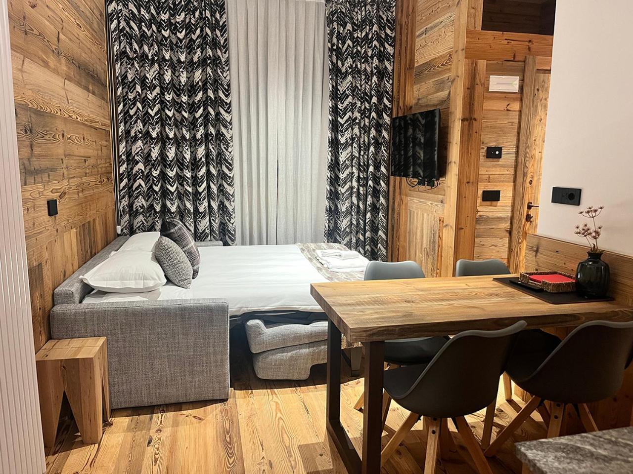 Fior Di Roccia Apartments- In Centro Cervinia, Sauna Privata, Matterhorn Dream ブレウイル・チェルヴィナイア エクステリア 写真