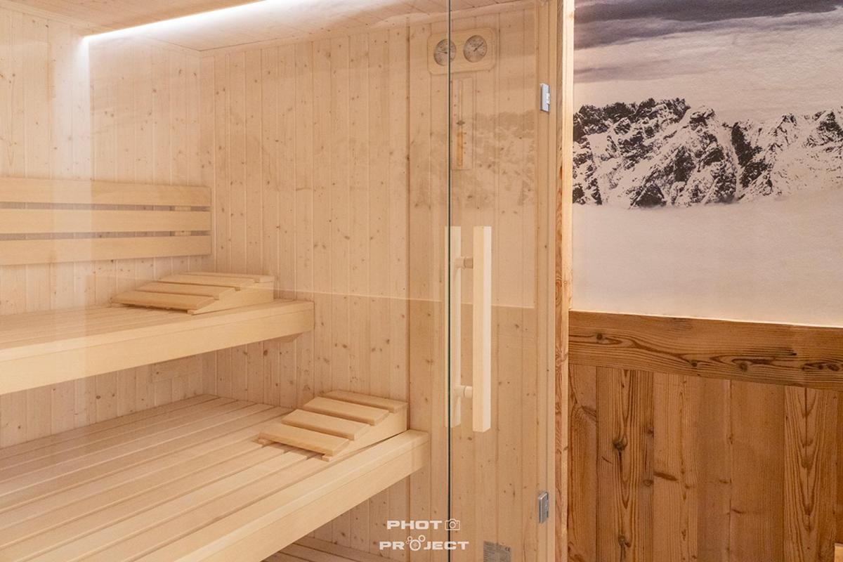 Fior Di Roccia Apartments- In Centro Cervinia, Sauna Privata, Matterhorn Dream ブレウイル・チェルヴィナイア エクステリア 写真