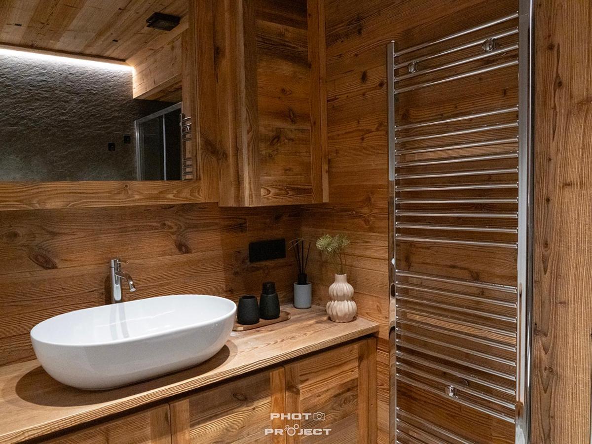 Fior Di Roccia Apartments- In Centro Cervinia, Sauna Privata, Matterhorn Dream ブレウイル・チェルヴィナイア エクステリア 写真