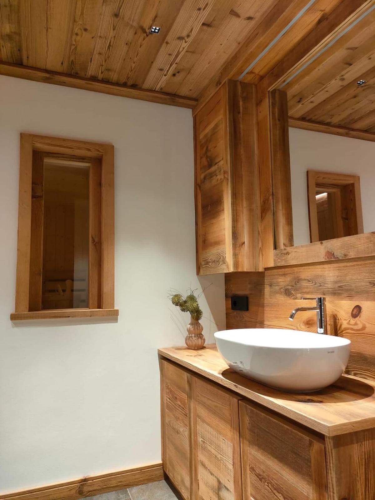 Fior Di Roccia Apartments- In Centro Cervinia, Sauna Privata, Matterhorn Dream ブレウイル・チェルヴィナイア エクステリア 写真