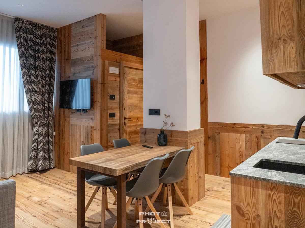 Fior Di Roccia Apartments- In Centro Cervinia, Sauna Privata, Matterhorn Dream ブレウイル・チェルヴィナイア エクステリア 写真