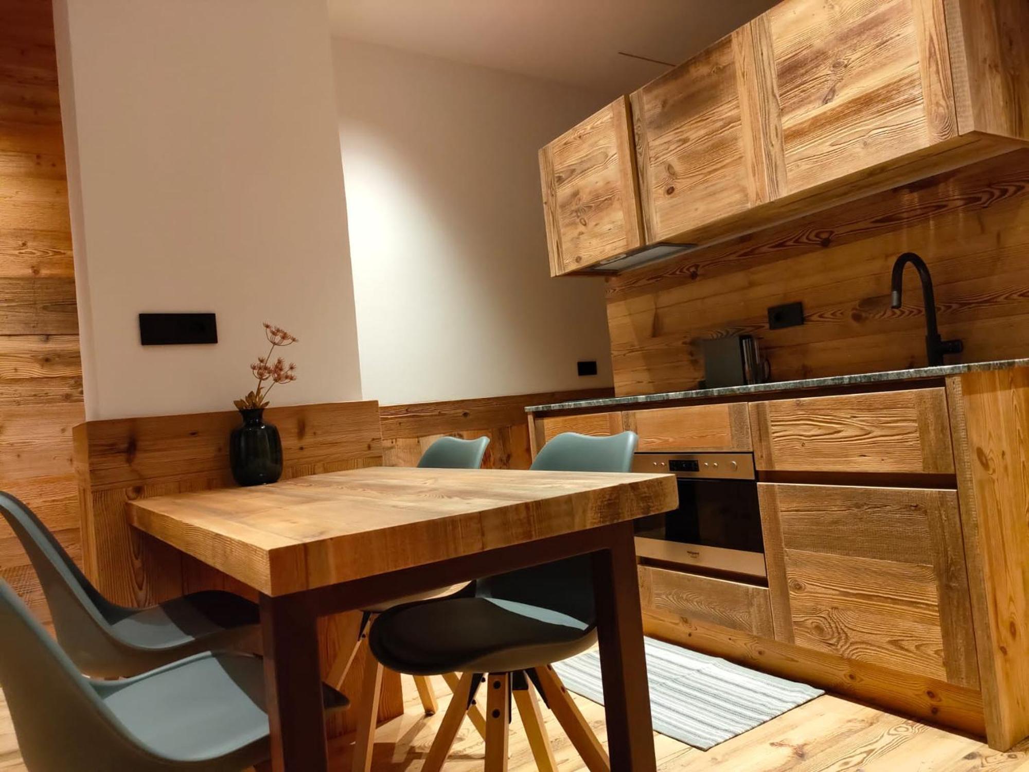 Fior Di Roccia Apartments- In Centro Cervinia, Sauna Privata, Matterhorn Dream ブレウイル・チェルヴィナイア エクステリア 写真