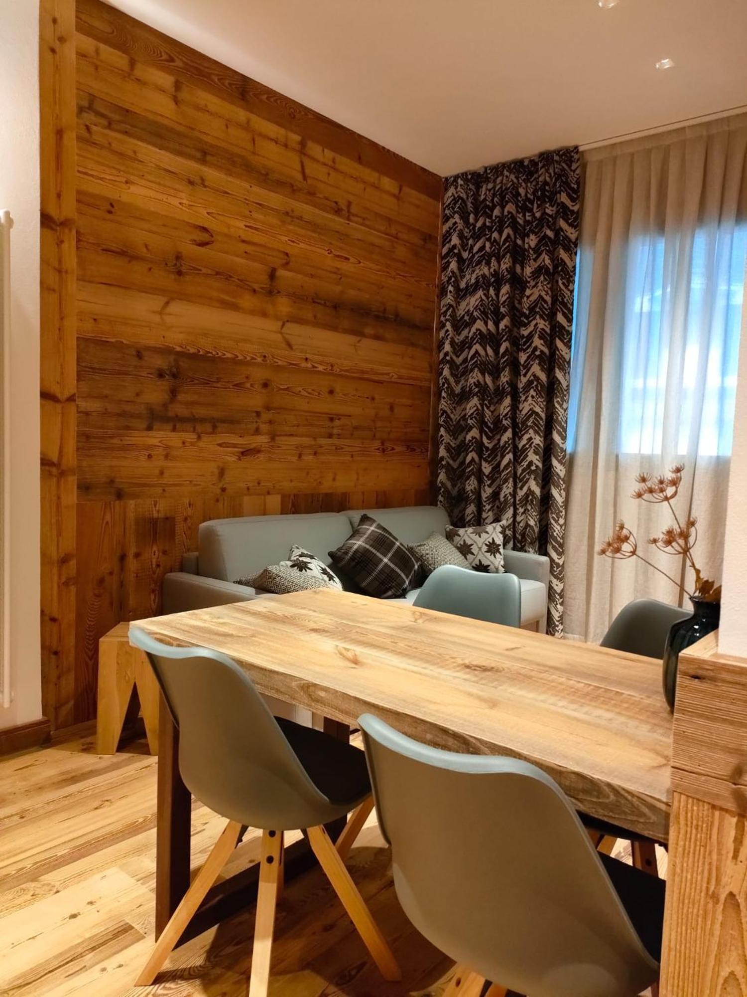 Fior Di Roccia Apartments- In Centro Cervinia, Sauna Privata, Matterhorn Dream ブレウイル・チェルヴィナイア エクステリア 写真